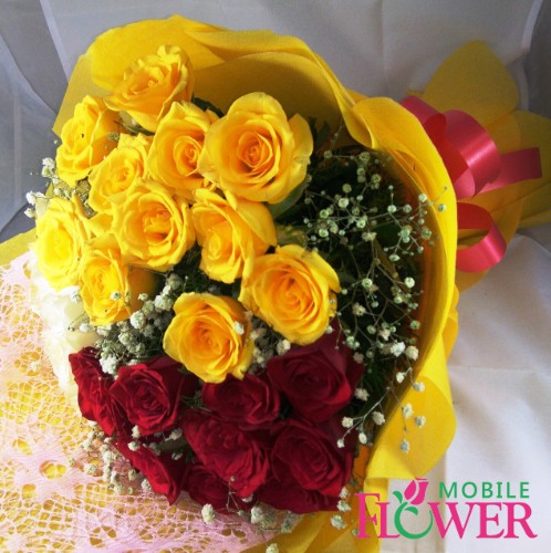 20 Red n yellow roses bunch by mobile flower  pune